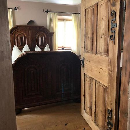 Zimmer In 400 Jahre Alten Bauernhaus Аниф Екстериор снимка